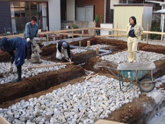 基礎砕石工事